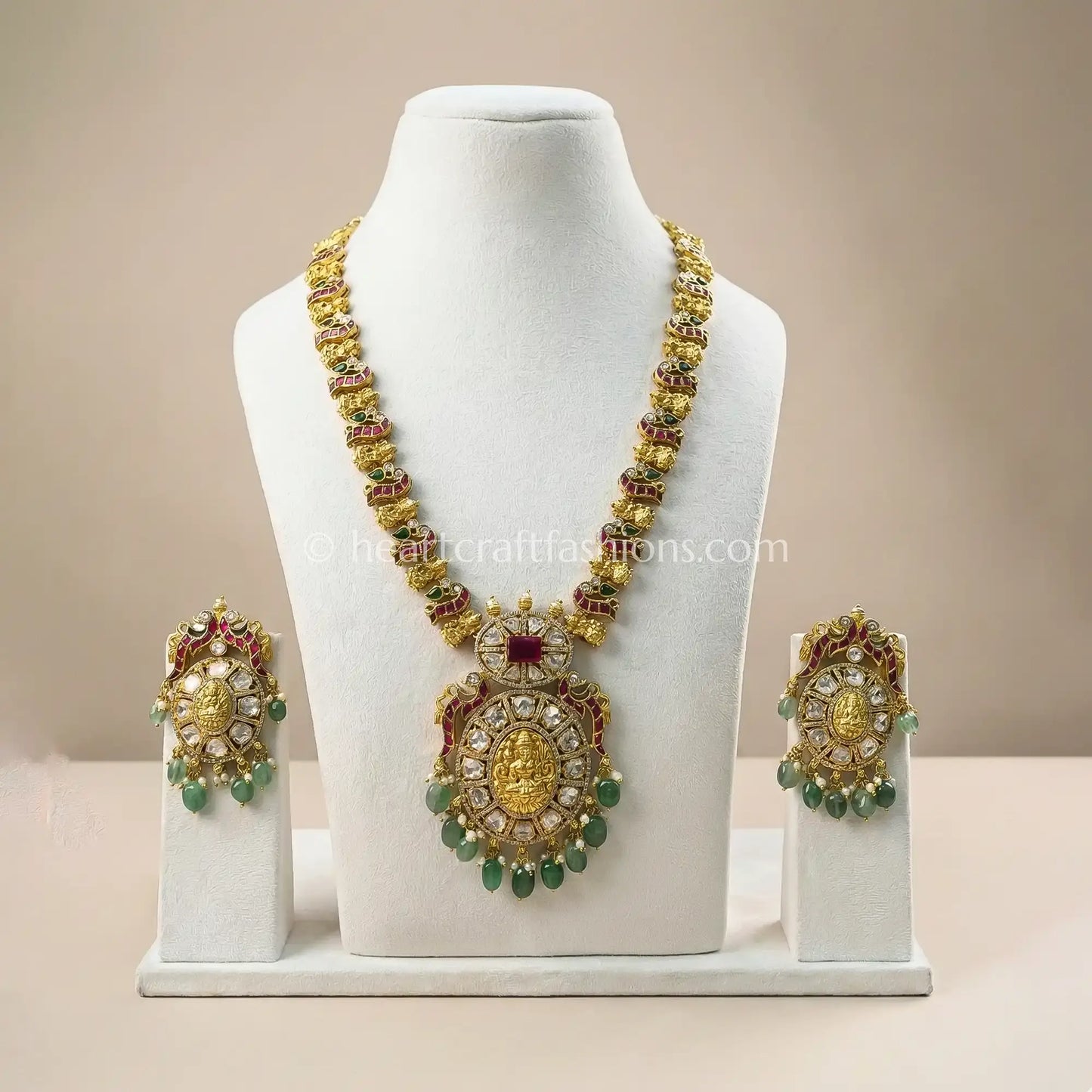 Swarna Lakshmi Vaibhav Rani Haar