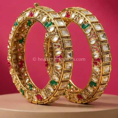 Classic Sunheri Kundan Bangles