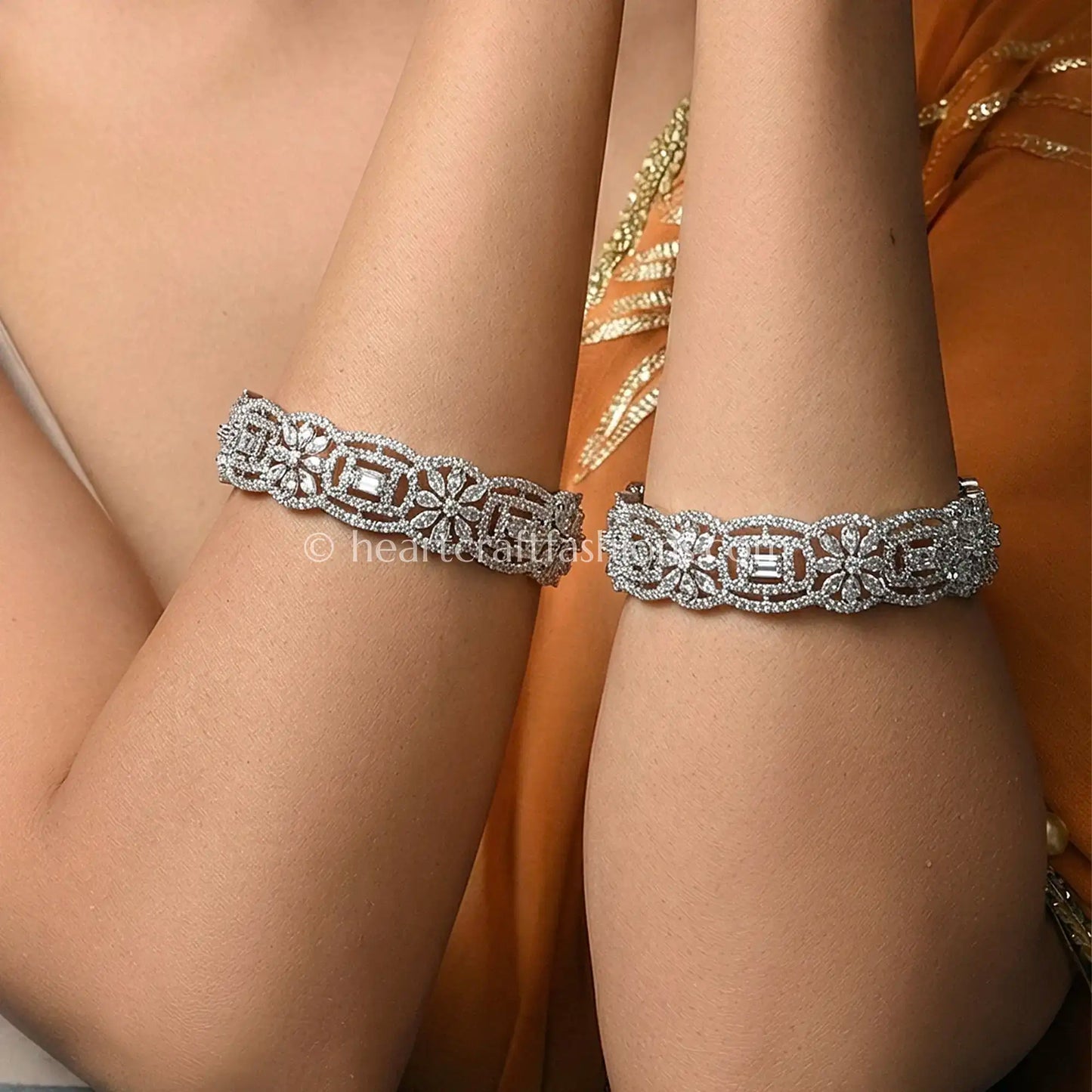 Diamond White Crystal Sparkle Openable Kada