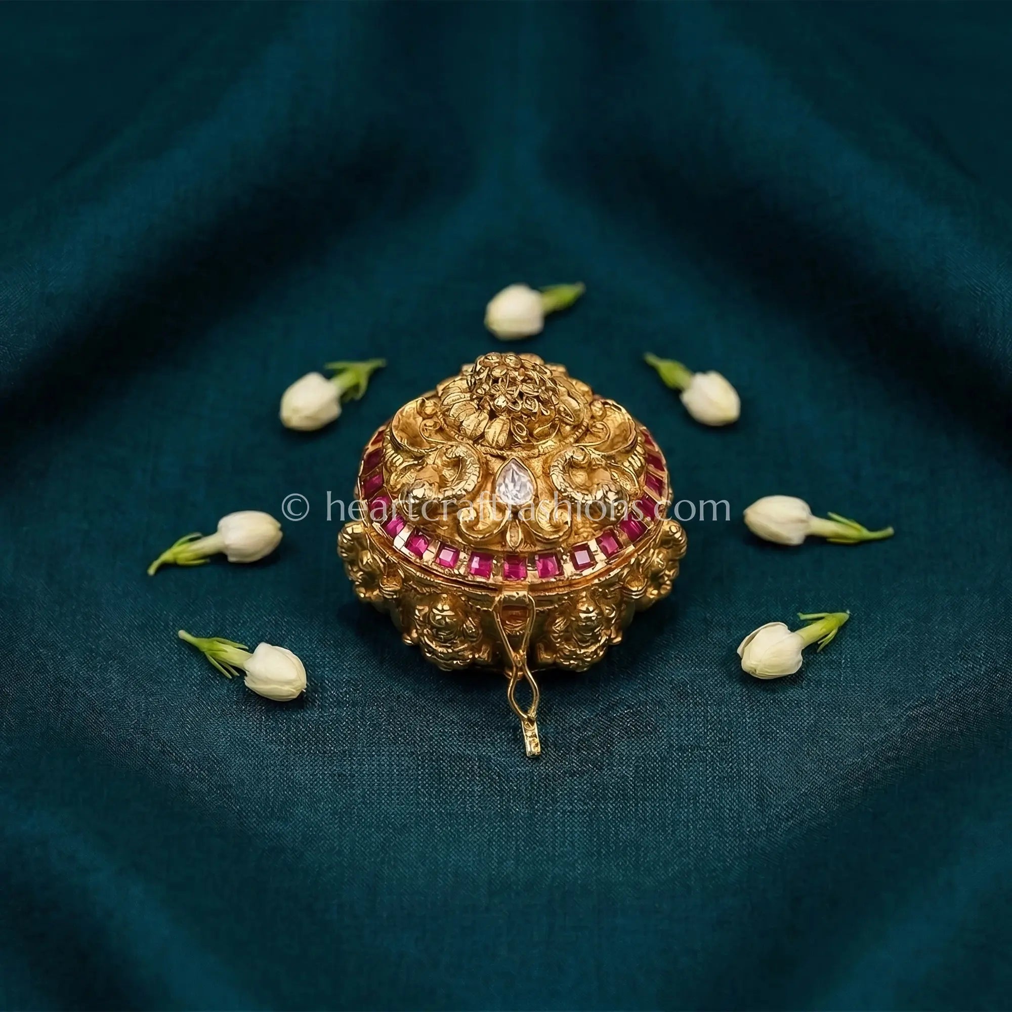 Divya Shubh Aura Kundan Sindoor Box