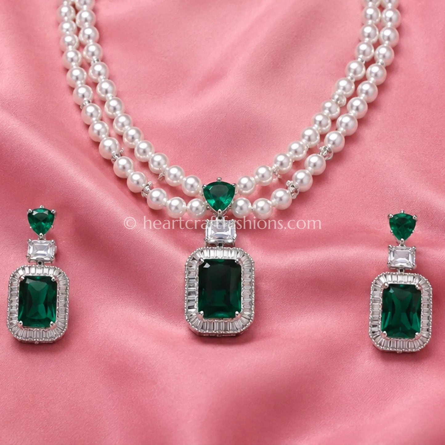 Double-Strand Pearl Choker with Emerald Solitaire