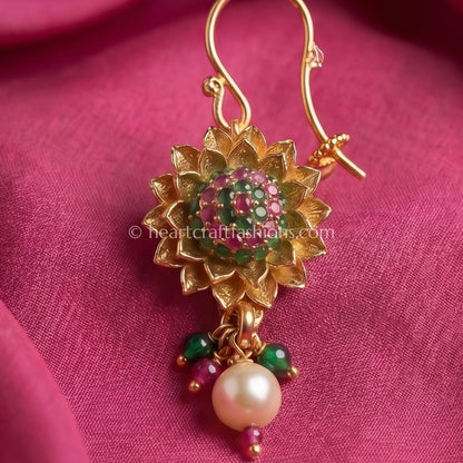 Dual-Tone Ruby & Emerald Lotus Flower Maharashtrian Nath