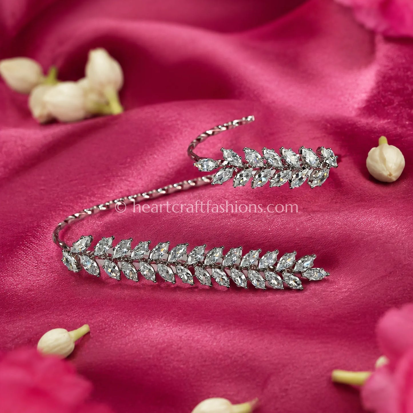 Dual Leaf Vine Zircon Palm Cuff / Handcuff