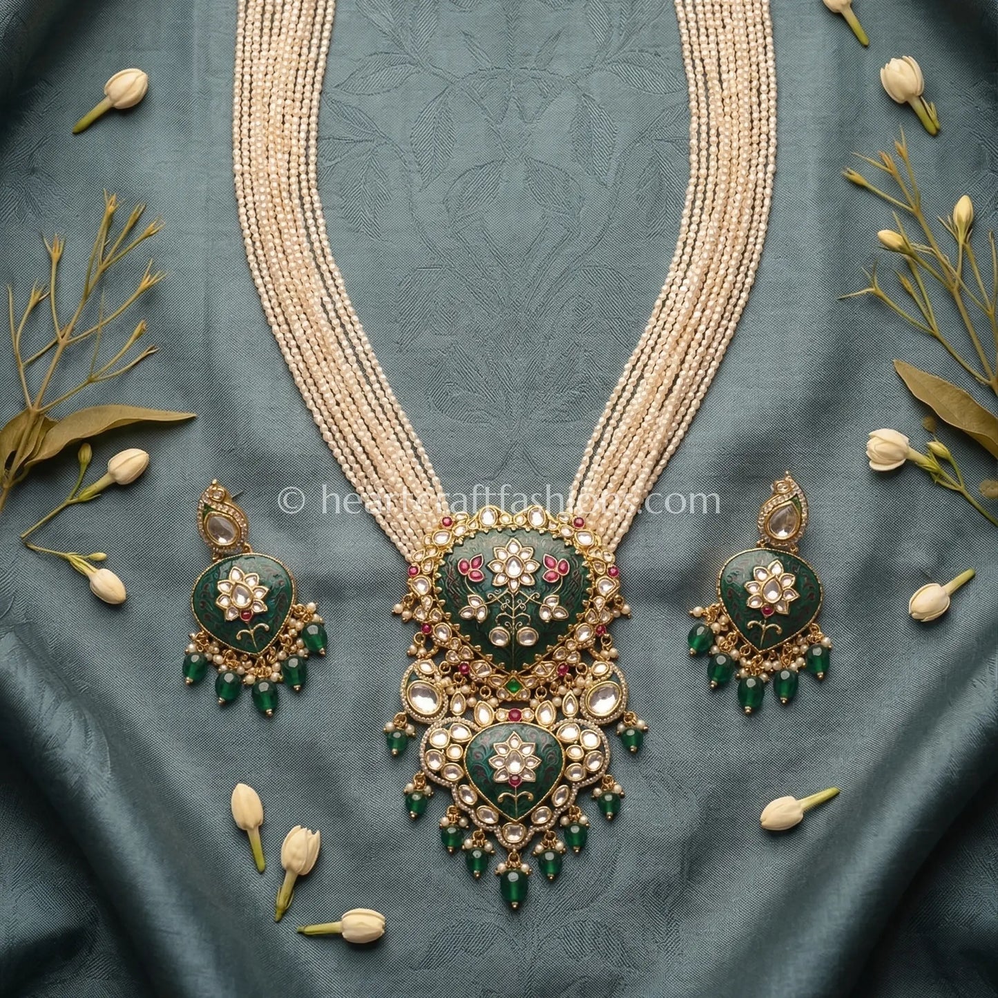 Emerald Rajputana Ratnarang Kundan Rani Haar