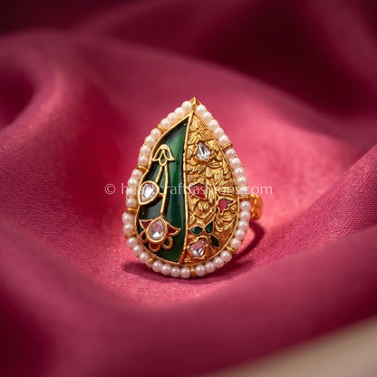 Emerald Amrapali Pearl Ring