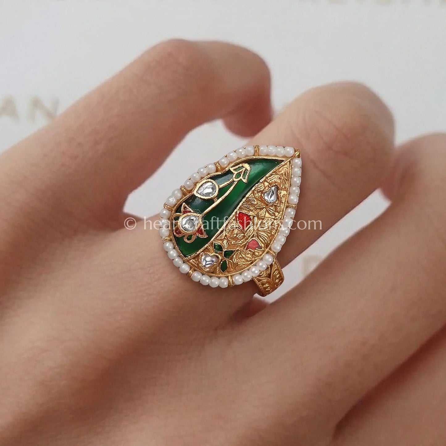 Emerald Amrapali Pearl Ring