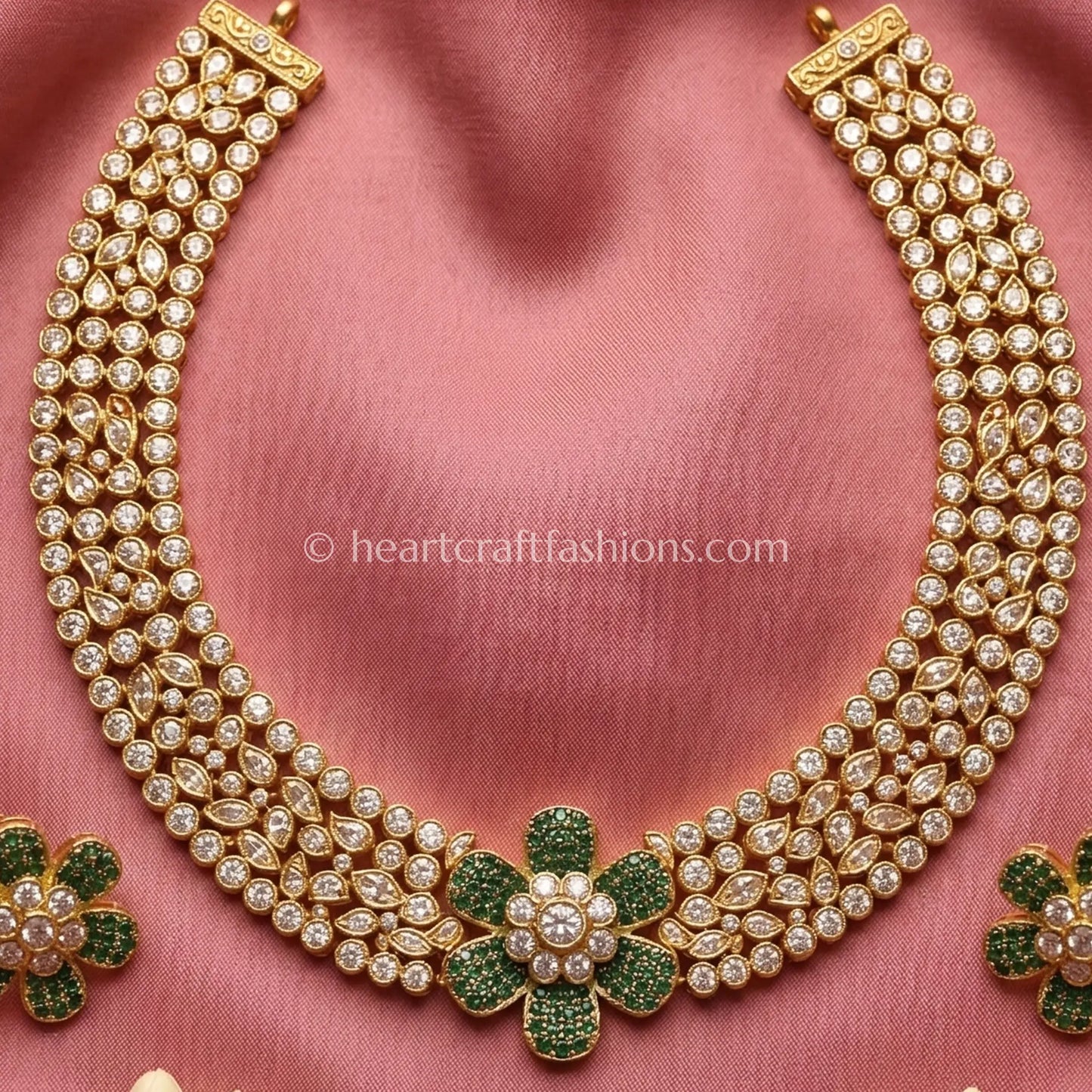 Emerald Bloom Moissanite Polki Choker Set
