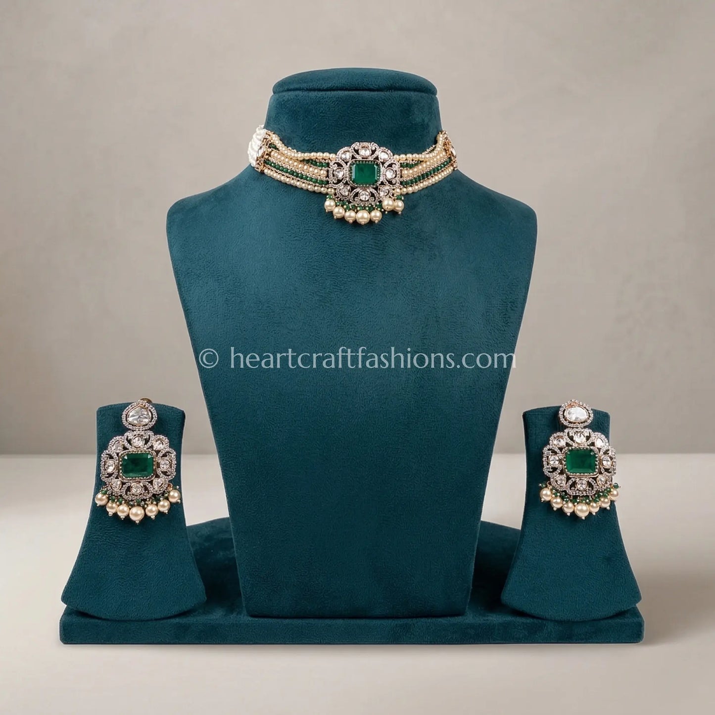 Emerald Doublet Sunehri Kundan Choker Set