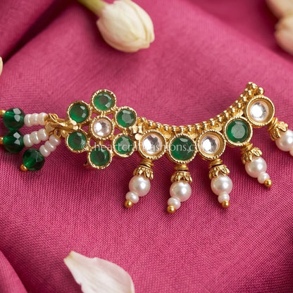 Emerald Floral Cluster Curved Maharashtrian Nath