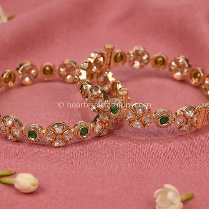 Emerald Floral Sunehri Kundan Sleek Bangles