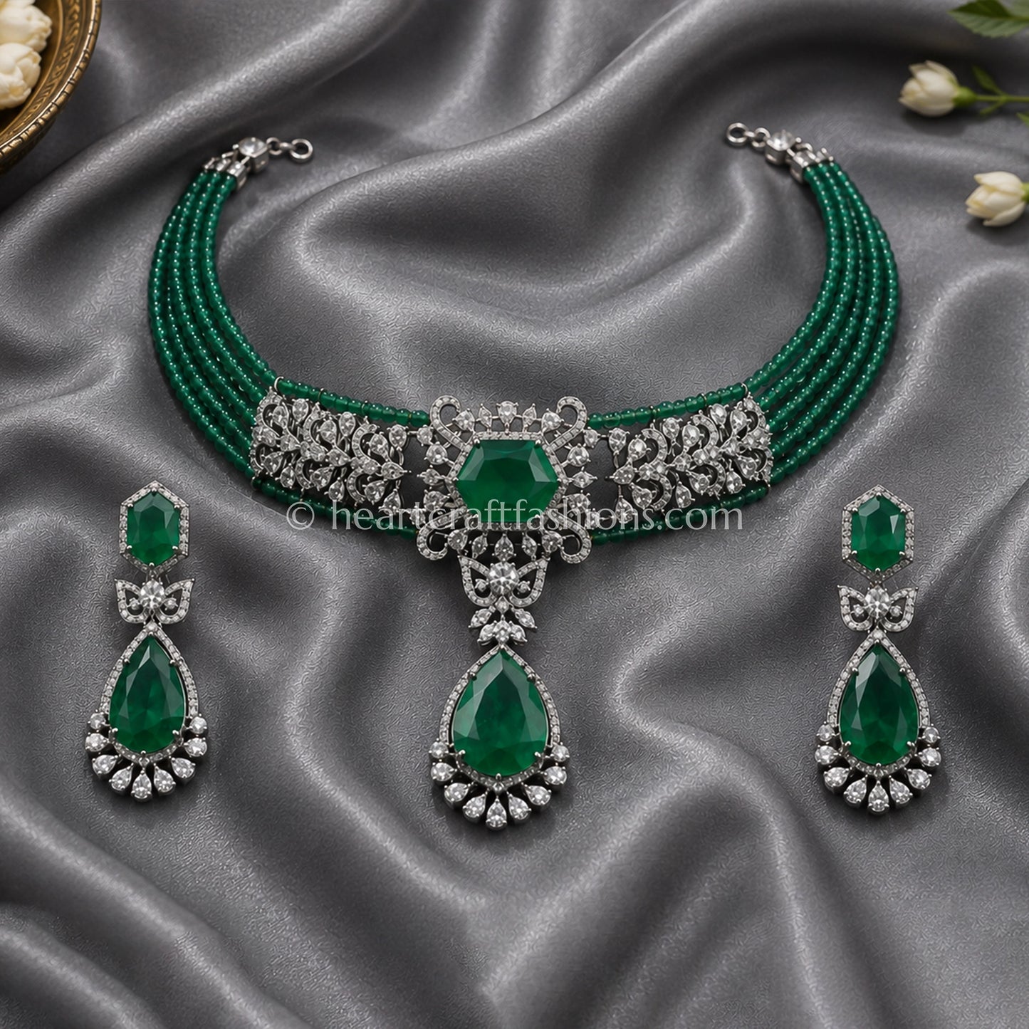 Emerald Green Beaded Choker with Halo Pendant
