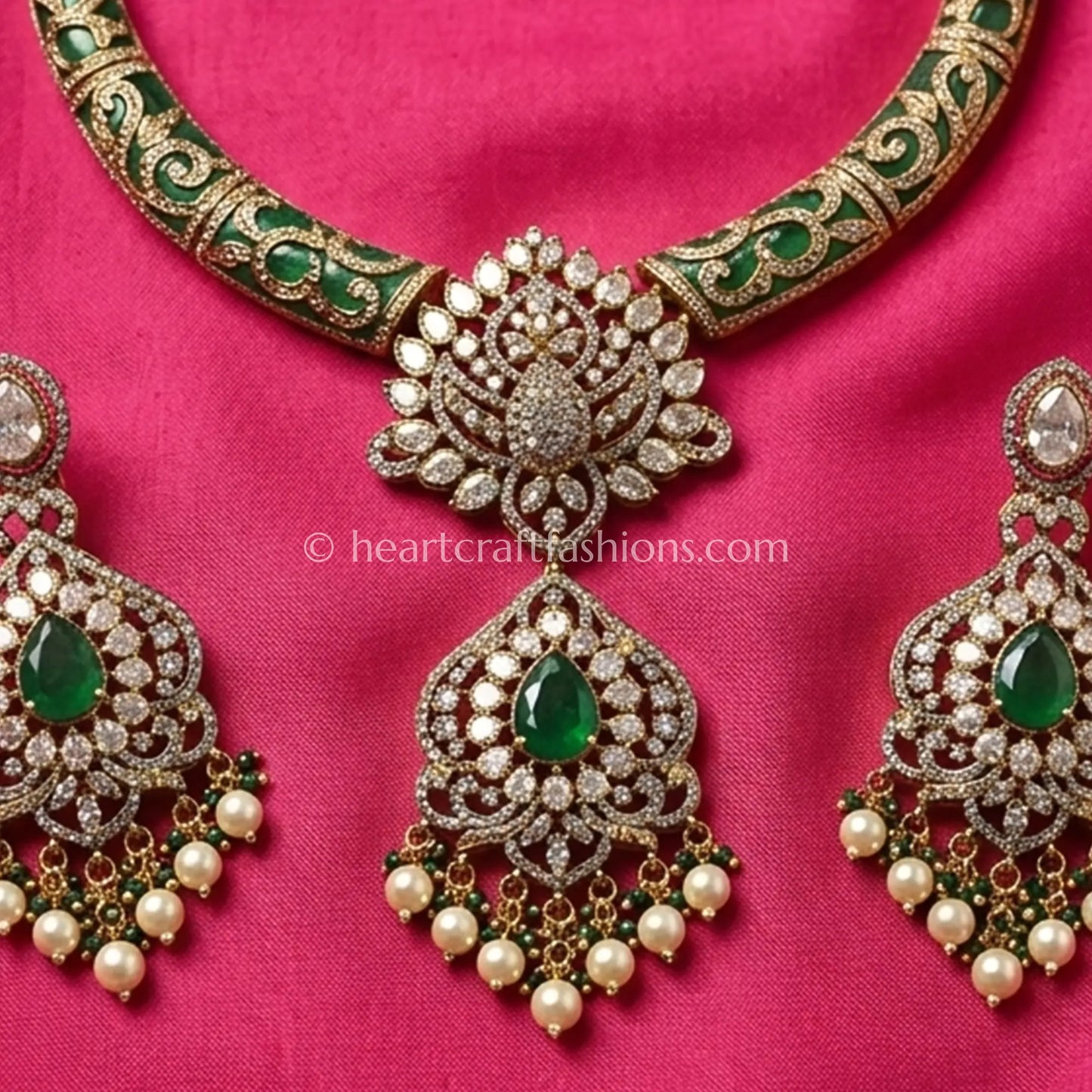Emerald Green Moissanite Meenakari Hasli Pendant Set