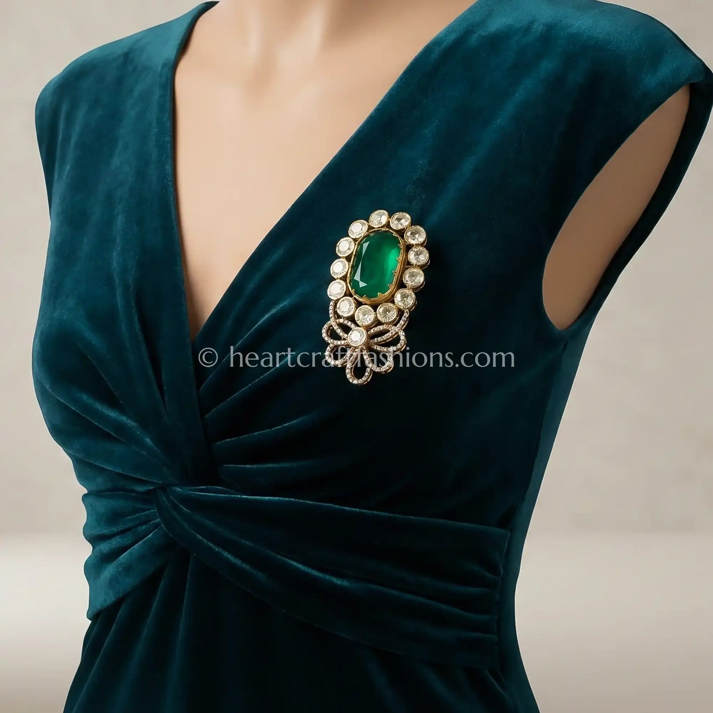 Emerald Green Oval Kundan Floral Brooch