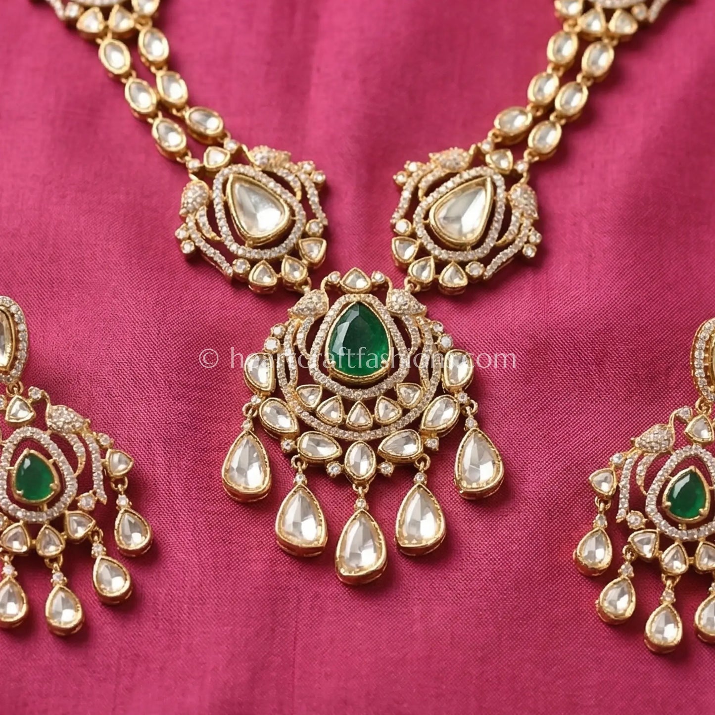 Emerald Green Royal Moissanite Doublet Kundan Necklace Set