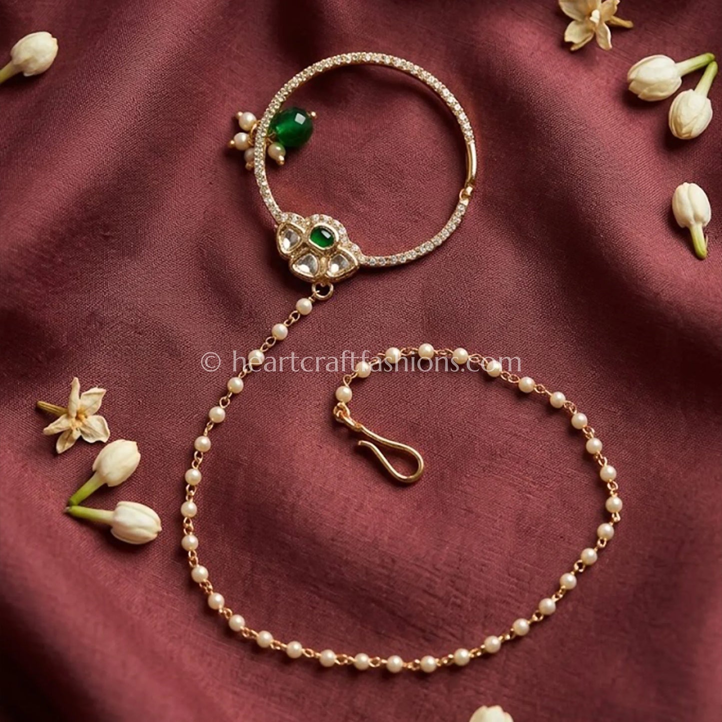Emerald Green Sunehri Kundan Ring Nath with Pearl Chain