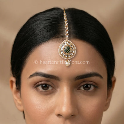 Emerald Heart Pachi Kundan Maang Tikka