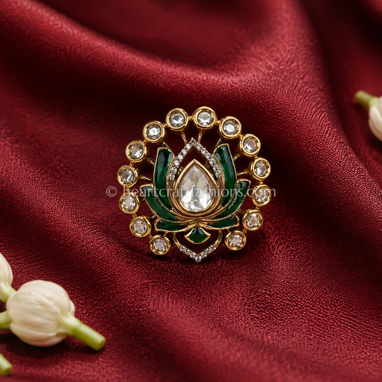 Emerald Lotus pushp Sunehri kundan Ring