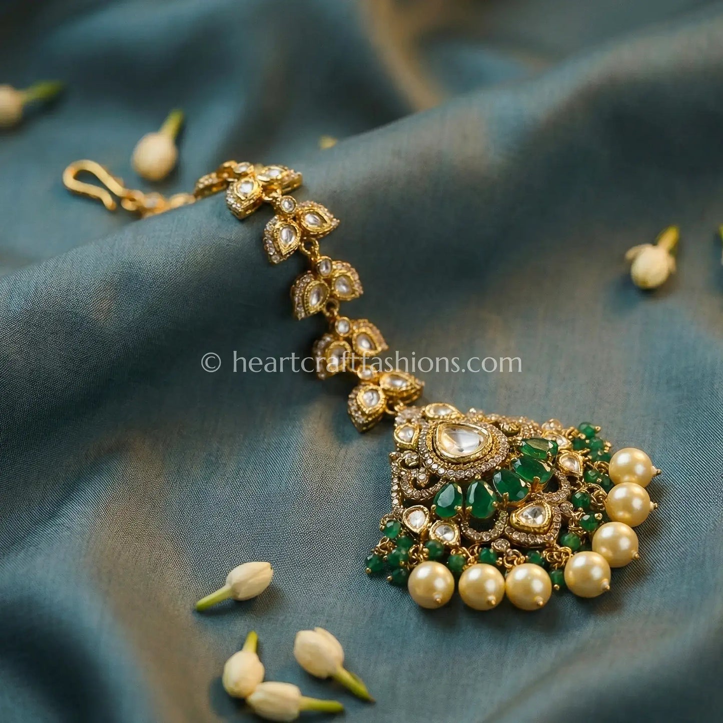 Emerald Pearl Polki Maang Tikka