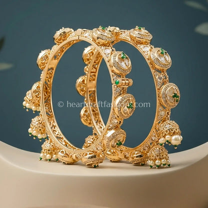 Emerald Sunheri Kundan Drop Pacheli