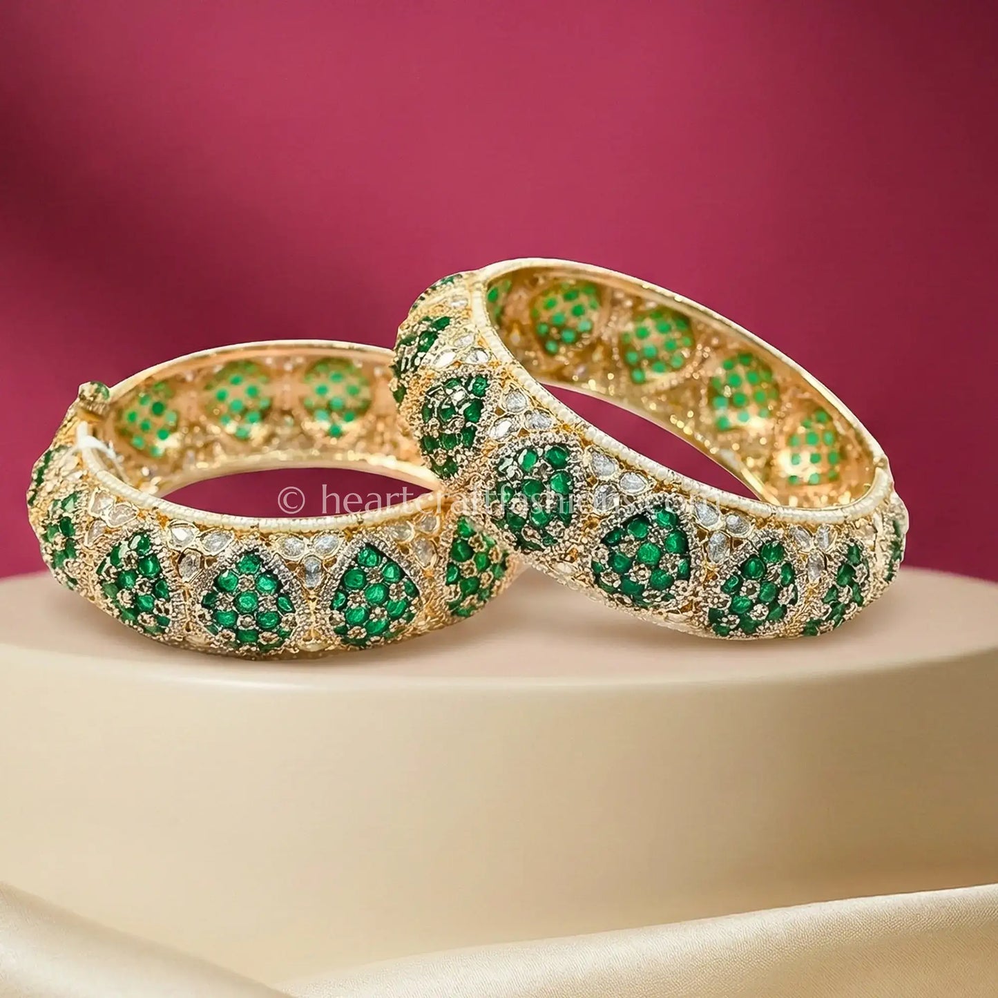 Emerald Sunheri Kundan Lattice Bangles