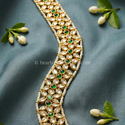 Emerald Radiance Sunehri Kundan Bridal Sheeshpatti