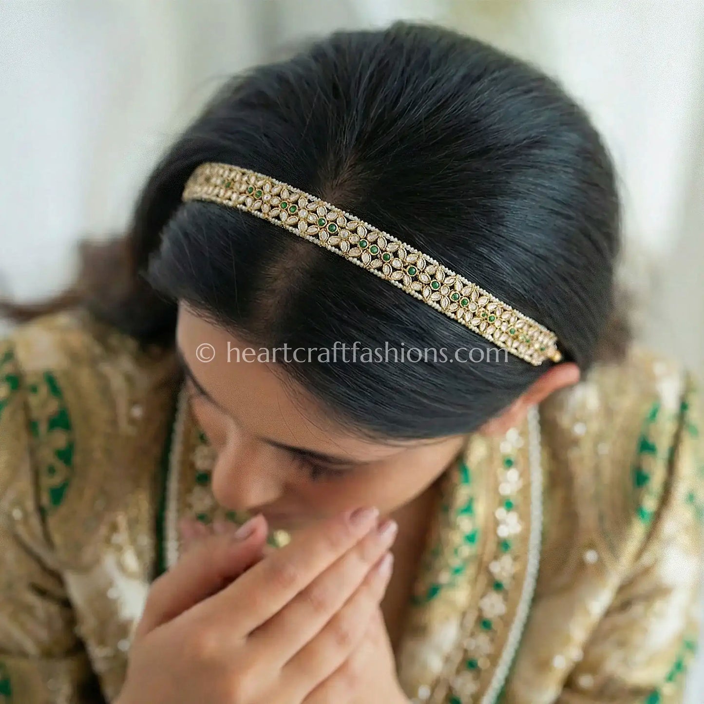 Emerald Radiance Sunehri Kundan Bridal Sheeshpatti