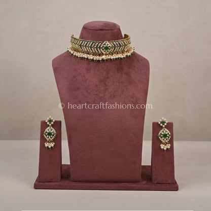 Emerald Rajsi Jadau Choker Set
