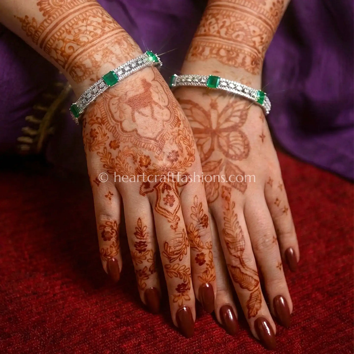 Emerald Stripe Zircon Non-Openable Bangles Pair
