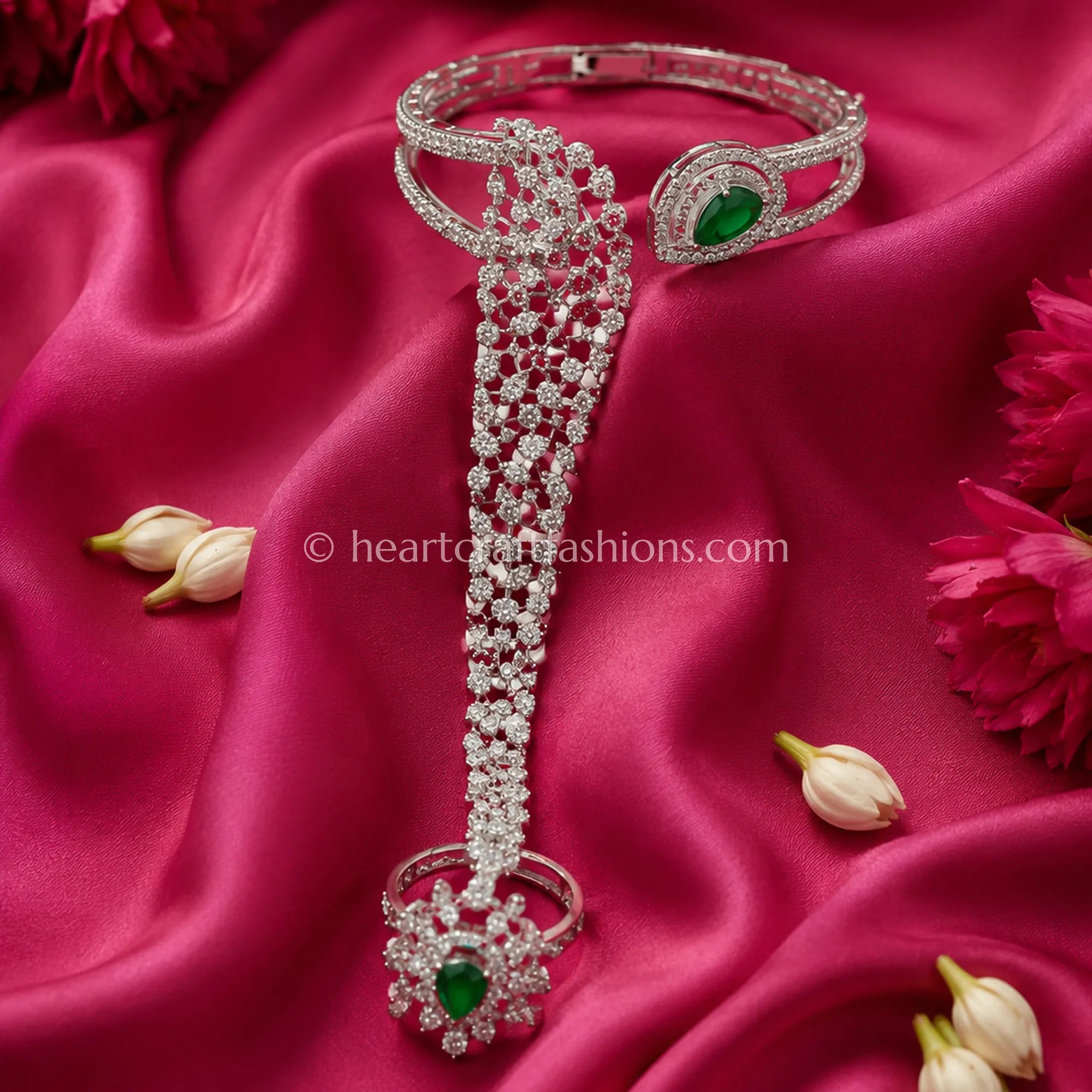 Emerald Teardrop & Lattice Hathphool (Hand Harness)