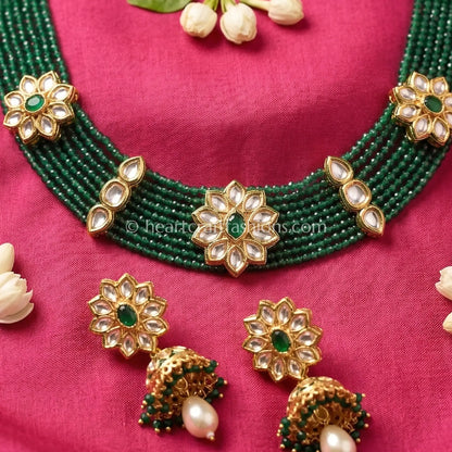 Emerald Veena Bandhai AC Kundan Choker Set