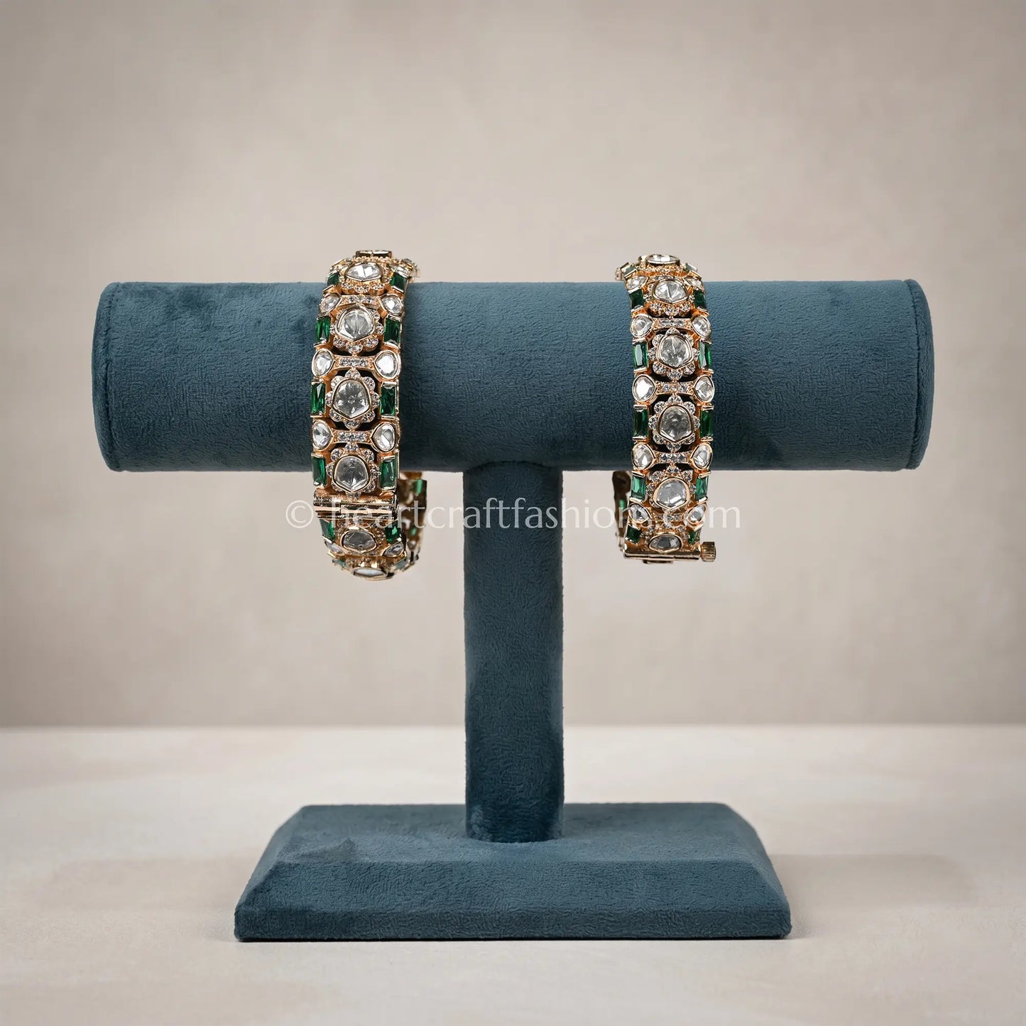 Emerald Sunehri Kundan Rectangle Bangles