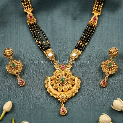 Floral Pendant Mangalsutra Set