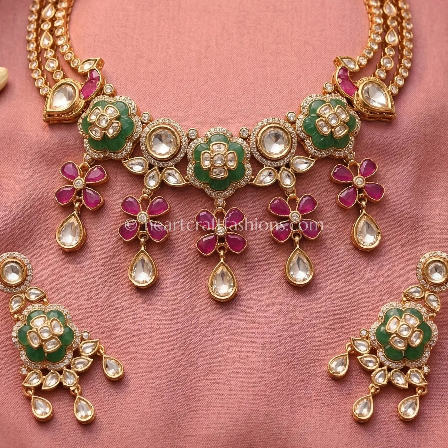 Gulnaz Sunehri Kundan Floral Choker