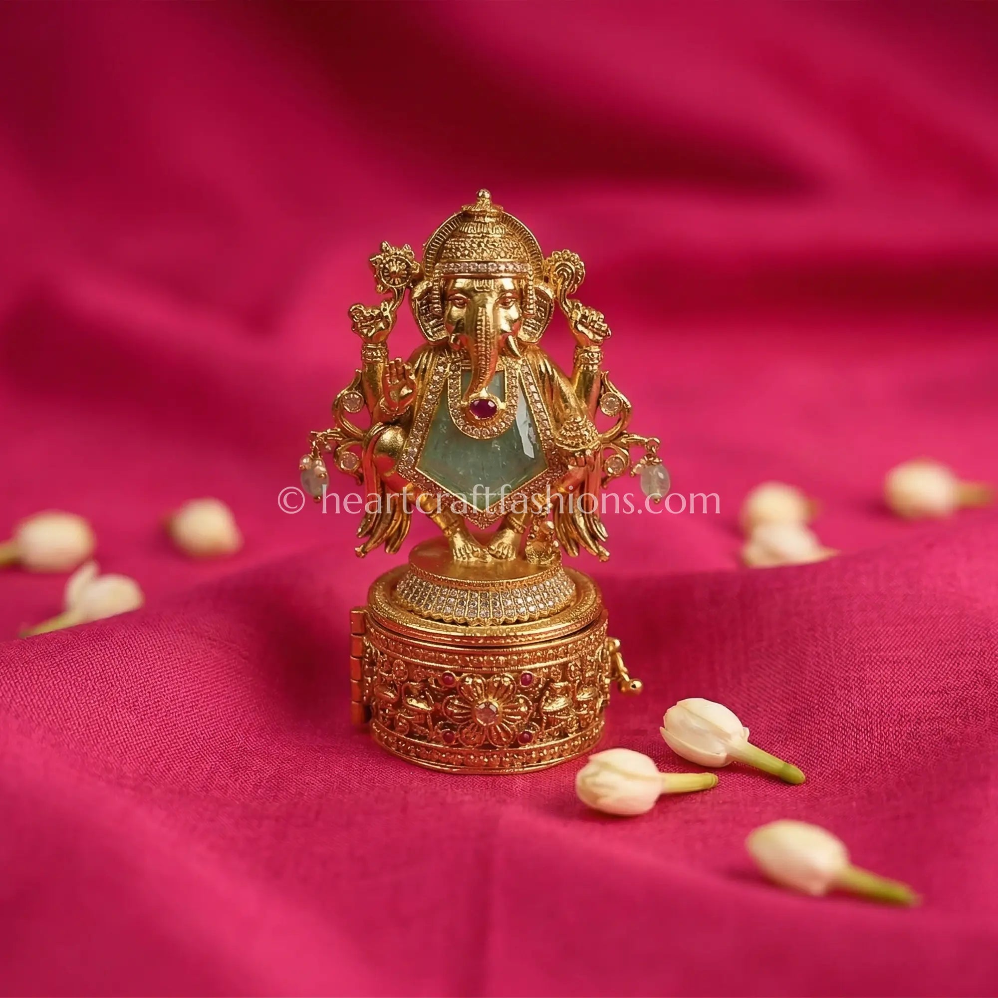 Ganesha Heritage Sindoor Box (Green Doublet Stone)