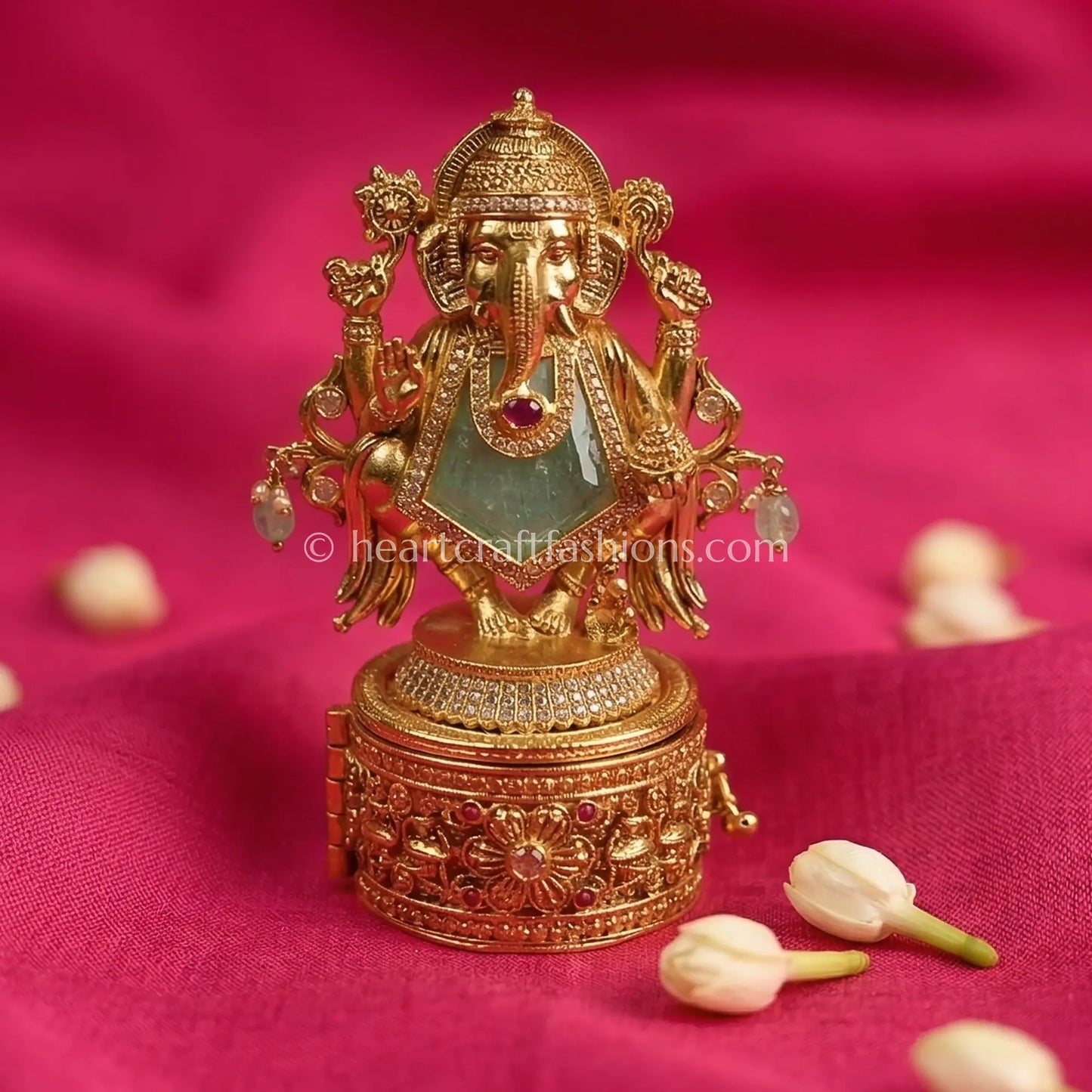 Ganesha Heritage Sindoor Box (Green Doublet Stone)