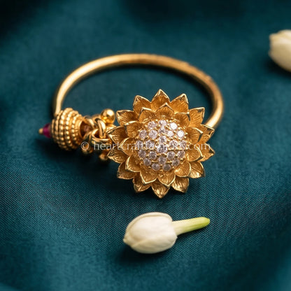 Gold Polish Solitaire Lotus Flower Maharashtrian Nath