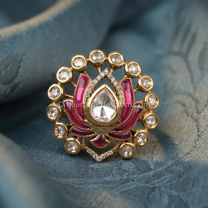 Gul Kamal Sunehri Kundan Ring