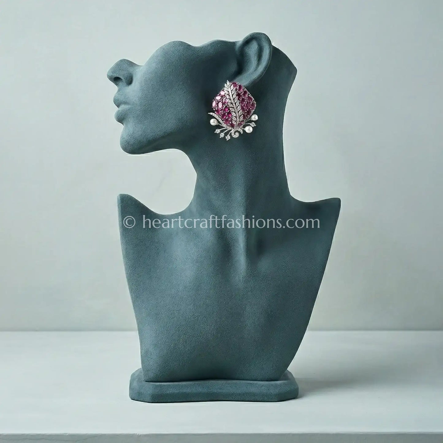 Gulnaar Leaf Zircon Stud Earrings – Rani Pink