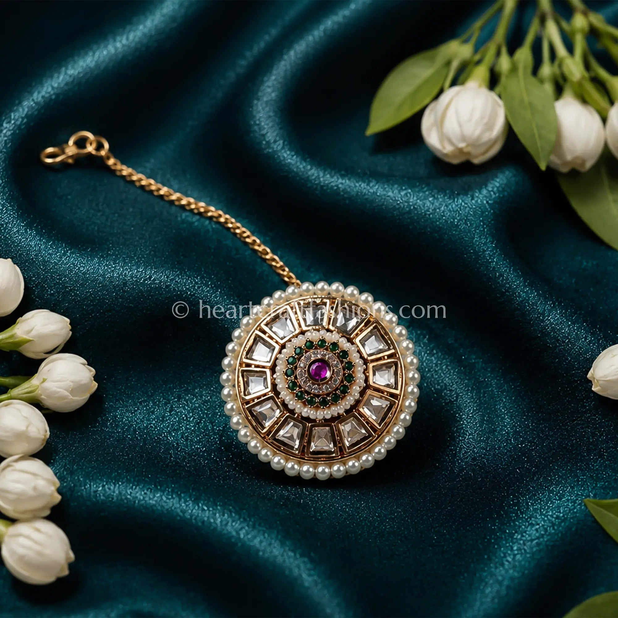 Heritage Kundan & Pearl Circular Borla
