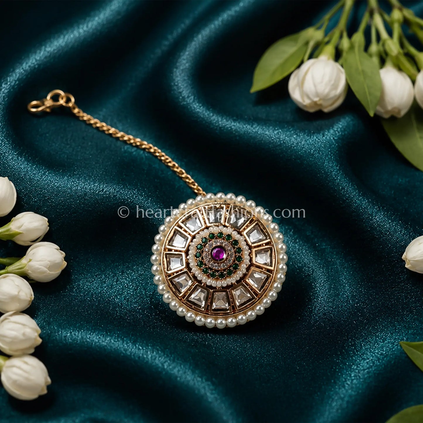 Heritage Kundan & Pearl Circular Borla