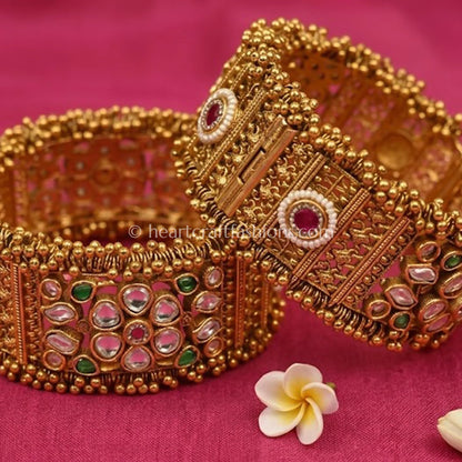 Heritage Ruby Emerald Kundan Patla
