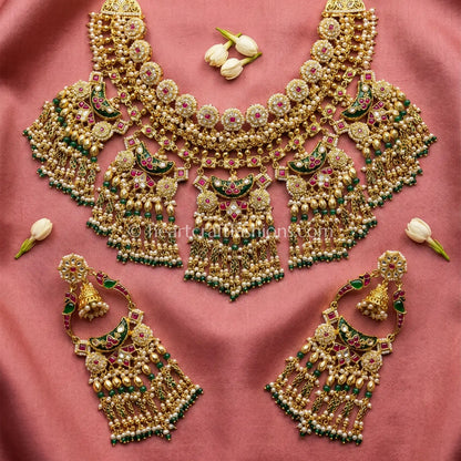 Maharani Shringar Heritage Pachi Kundan Set