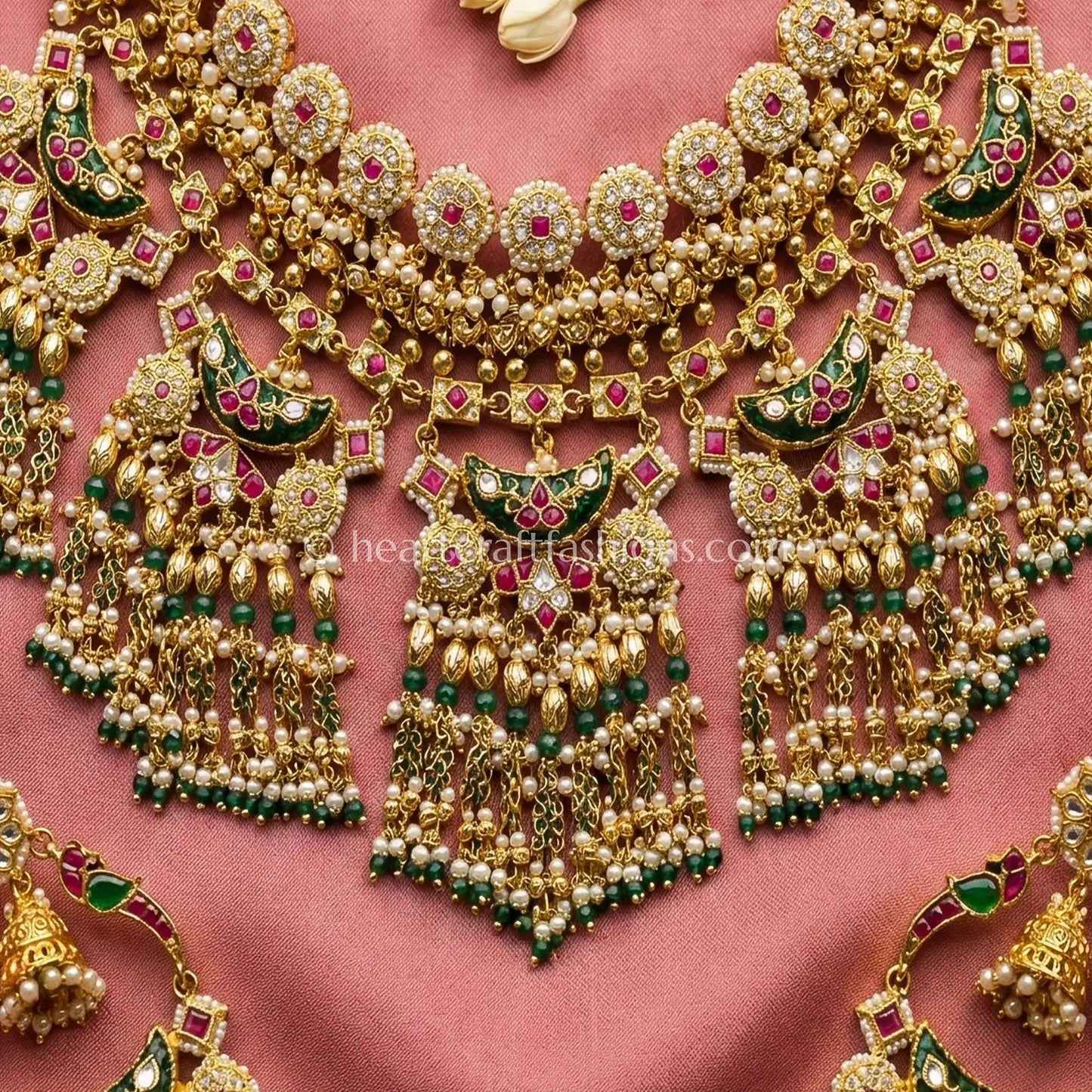 Maharani Shringar Heritage Pachi Kundan Set