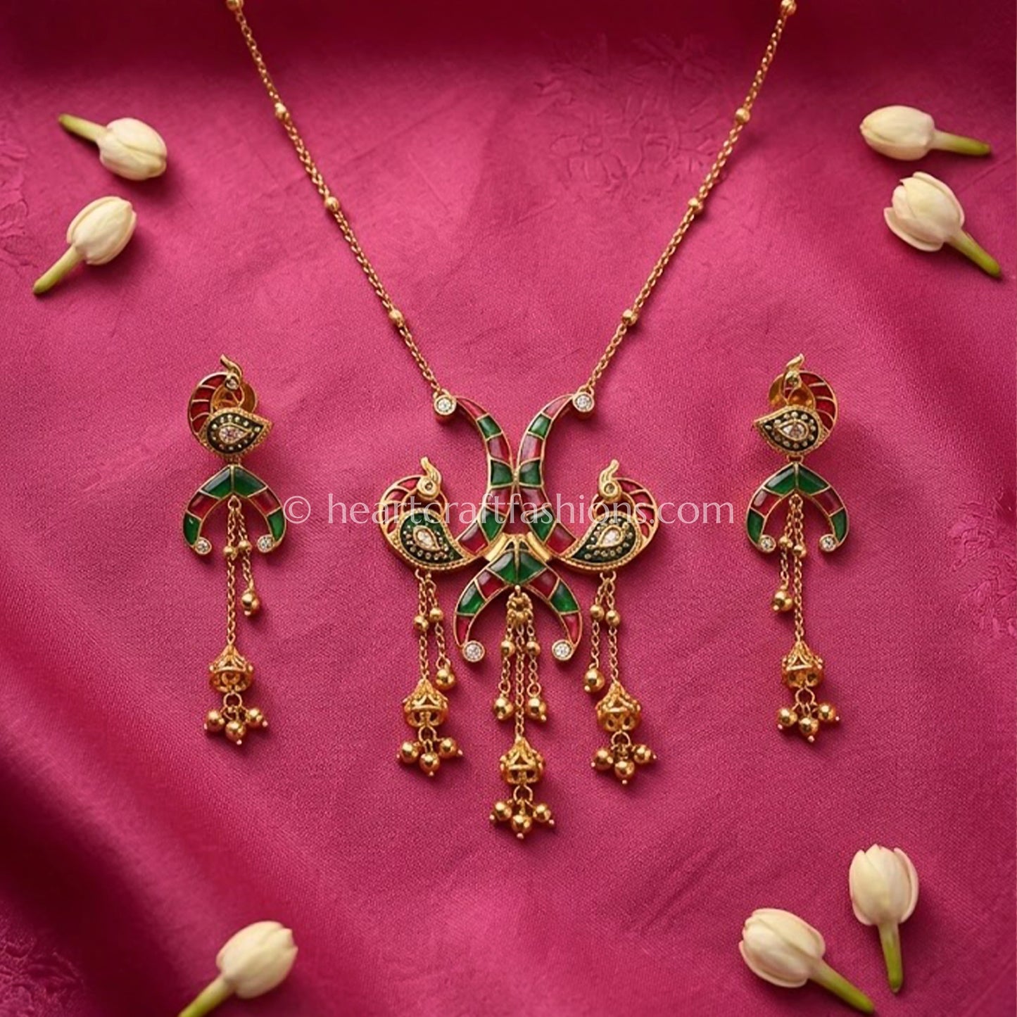 Mayur Rang Amrapali Pendant Set