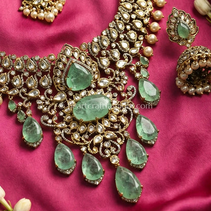 Mint Noor Sunehari Kundan Set