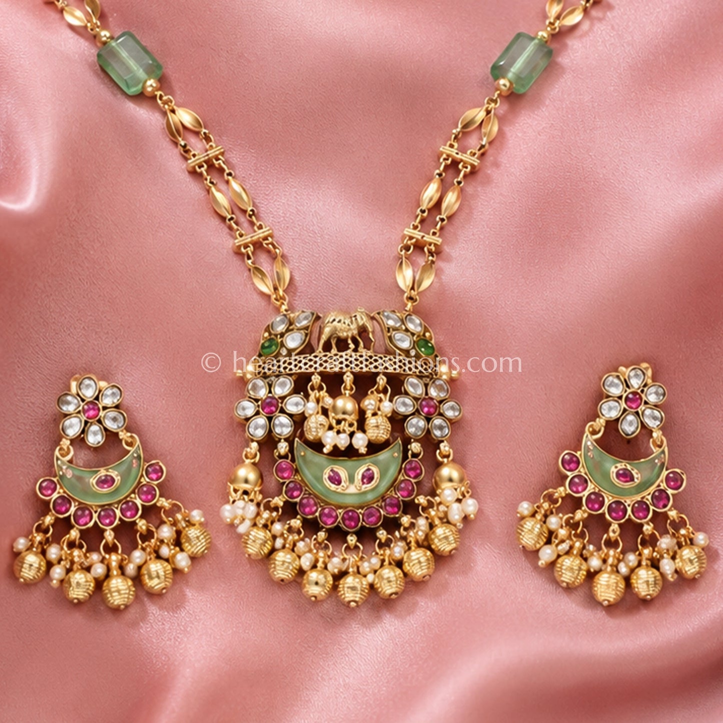Mint Green Heritage Pachi Kundan Pendant Necklace Set
