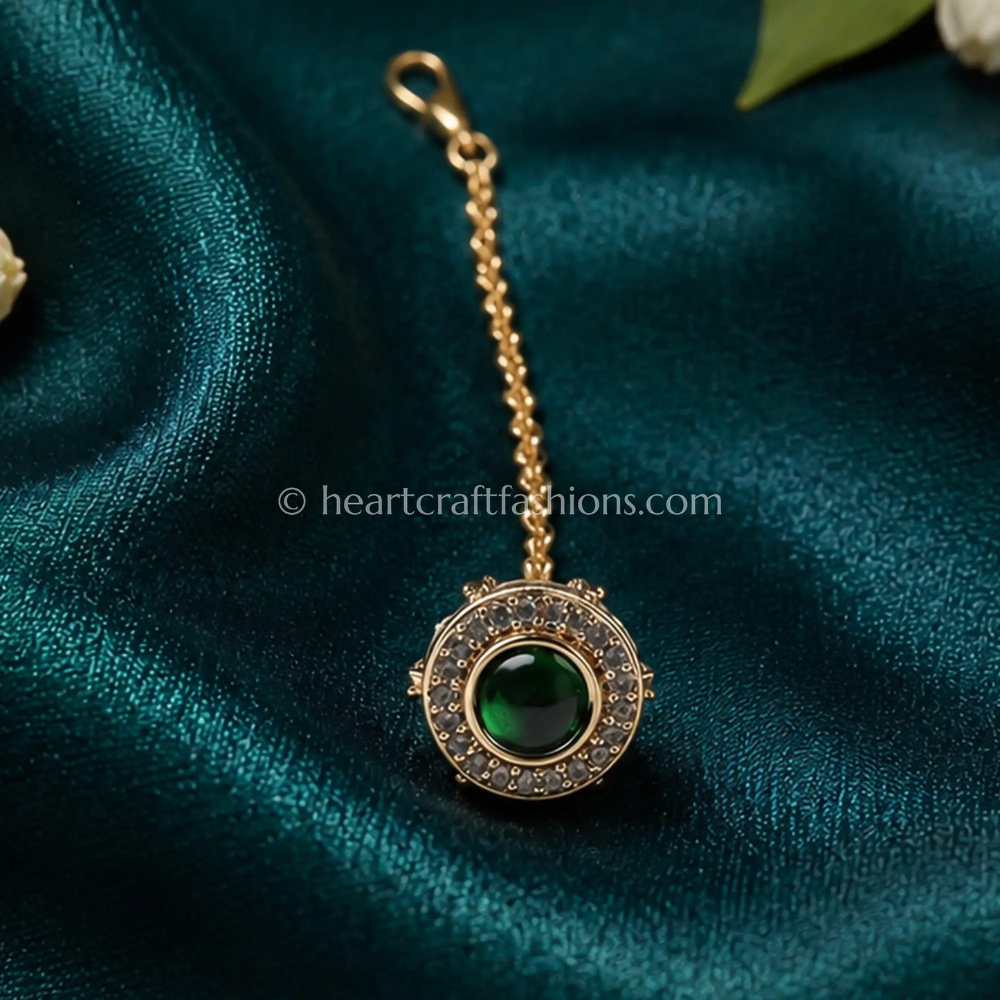 Moissanite Emerald Halo Mini Borla