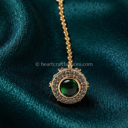 Moissanite Emerald Halo Mini Borla