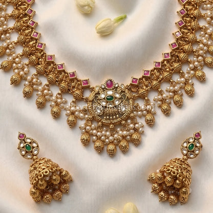 Noorvaira Heritage Pachi Kundan Set