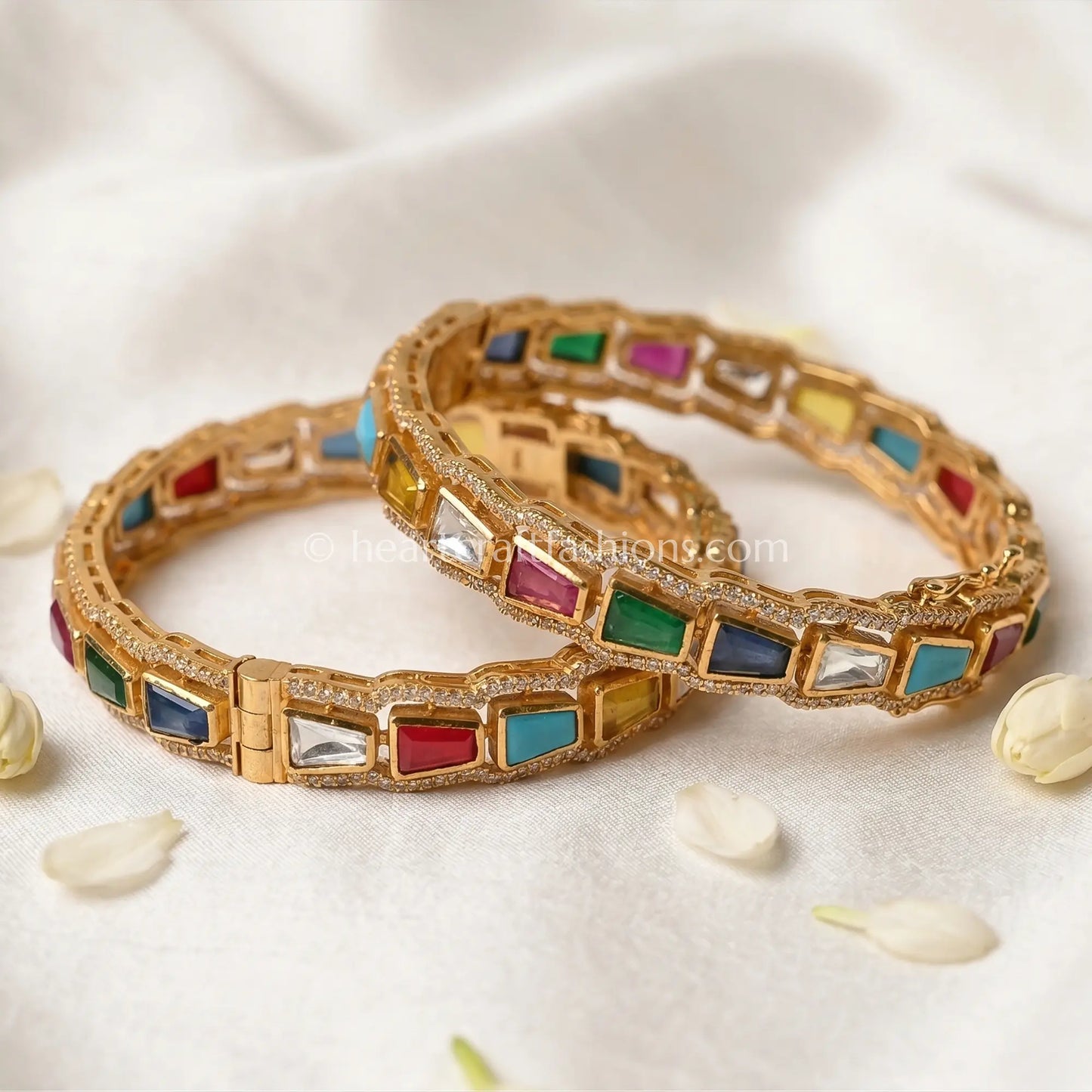 Navratna Sunehri Kundan Bangles